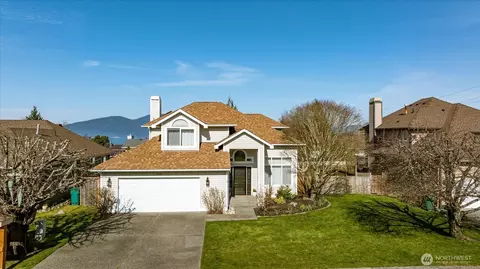 3608 W 4th St, Anacortes, WA 98221
