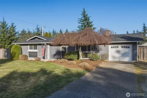 5994 Paradise Dr, Ferndale, WA 98248