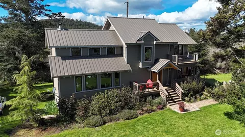 138 Lighthouse Ln, San Juan Island, WA 98250