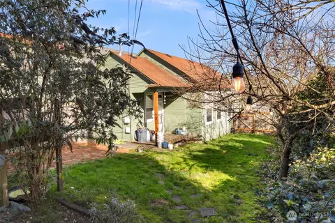Exterior - 3418 Wetmore Ave, Everett, WA 98201 photo 3 of 3