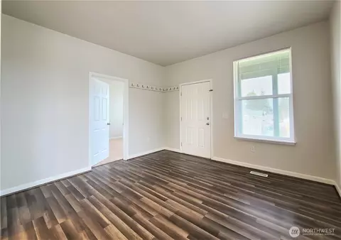 Living - 3418 Wetmore Ave, Everett, WA 98201 photo 3 of 3