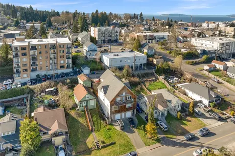 View/Area - 3418 Wetmore Ave, Everett, WA 98201 photo 2 of 4