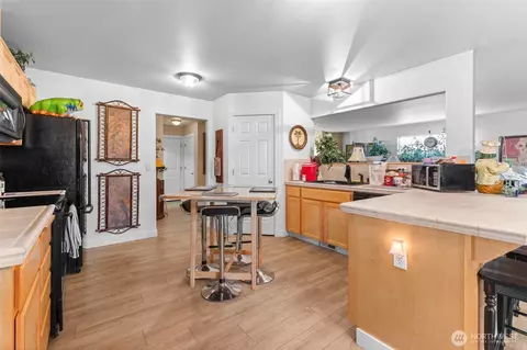 Kitchen - 207 Williams Blvd NE, Orting, WA 98360 photo 1 of 2