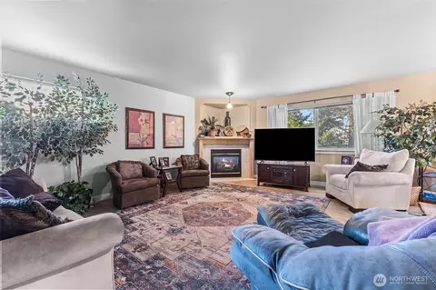 Living - 207 Williams Blvd NE, Orting, WA 98360 photo 1 of 2
