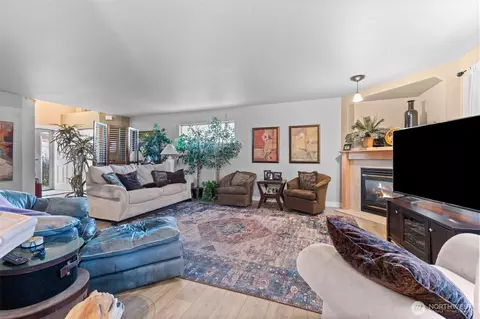 Living - 207 Williams Blvd NE, Orting, WA 98360 photo 2 of 2