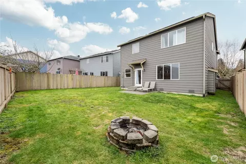 Exterior - 14025 5th Pl W, Everett, WA 98208 photo 3 of 5