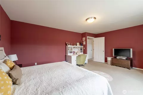Bedroom - 14025 5th Pl W, Everett, WA 98208 photo 6 of 7