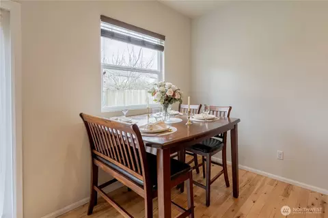 Dining - 14025 5th Pl W, Everett, WA 98208 photo 5 of 5