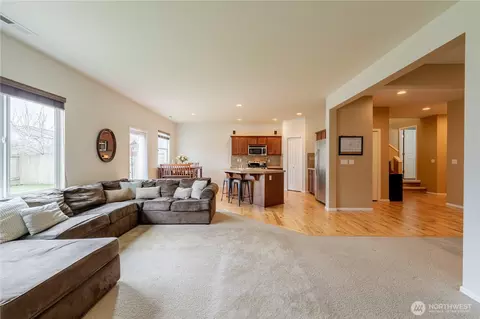 Living - 14025 5th Pl W, Everett, WA 98208 photo 3 of 3