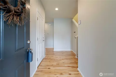 Entry Way - 14025 5th Pl W, Everett, WA 98208 photo 1 of 6