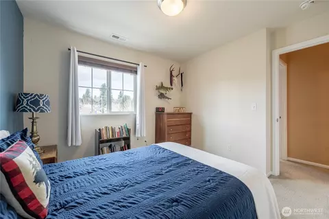 Bedroom - 14025 5th Pl W, Everett, WA 98208 photo 3 of 7