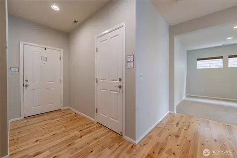Entry Way - 14025 5th Pl W, Everett, WA 98208 photo 2 of 6