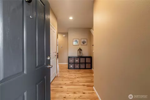 Entry Way - 14025 5th Pl W, Everett, WA 98208 photo 1 of 5