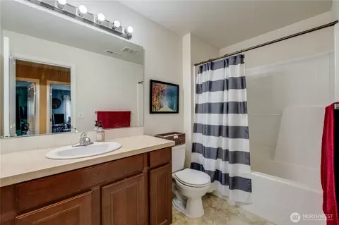 Bath - 14025 5th Pl W, Everett, WA 98208 photo 1 of 4