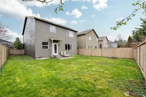 Exterior - 14025 5th Pl W, Everett, WA 98208 photo 4 of 5