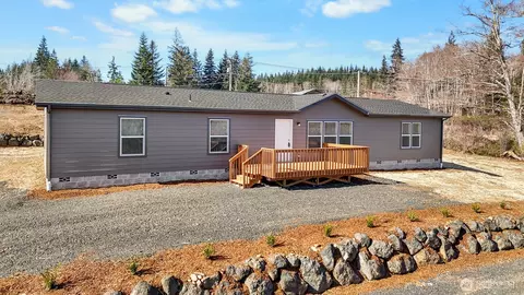 11 W Highland Y Rd, Shelton, WA 98584