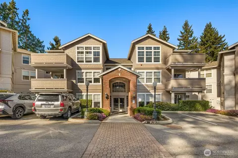 8500 Main St #F101, Edmonds, WA 98026