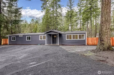 160 E Barnsby Pl, Shelton, WA 98584