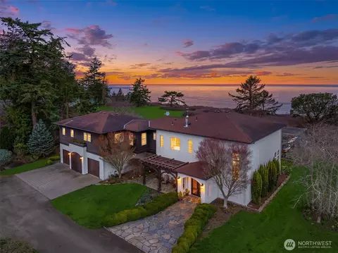 1939 49th St, Port Townsend, WA 98368