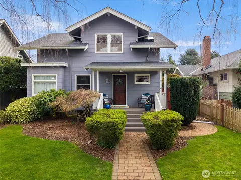 1021 N Anderson St, Tacoma, WA 98406