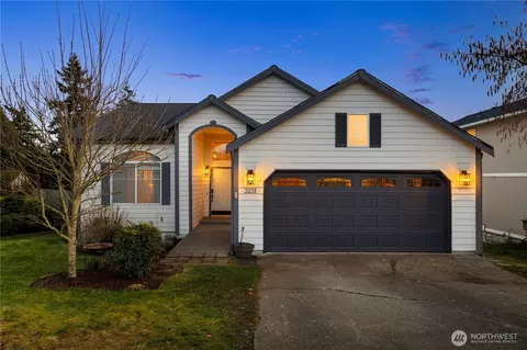 3014 47th St NE, Tacoma, WA 98422
