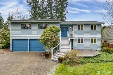 8712 53rd Pl W, Mukilteo, WA 98275