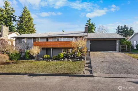 2733 SW 312th Pl, Federal Way, WA 98023