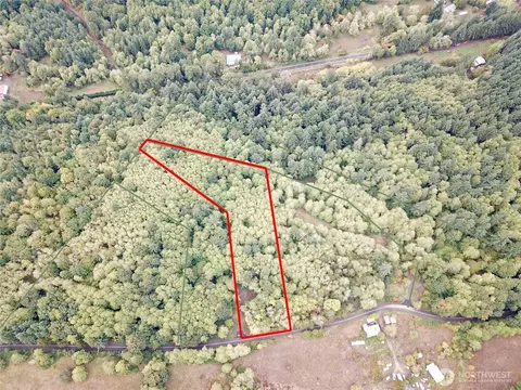 10943 Lundeen Rd SW, Rochester, WA 98579