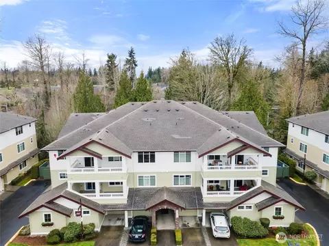23924 NE 115th Ln #301, Redmond, WA 98053