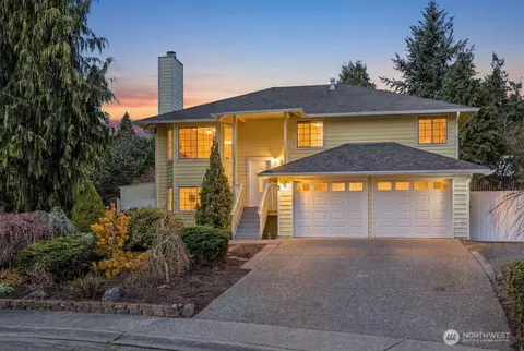 2019 209th Pl SW, Lynnwood, WA 98036