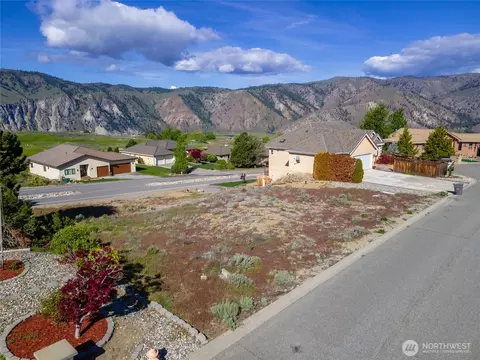 307 Desert View Pl, Orondo, WA 98843