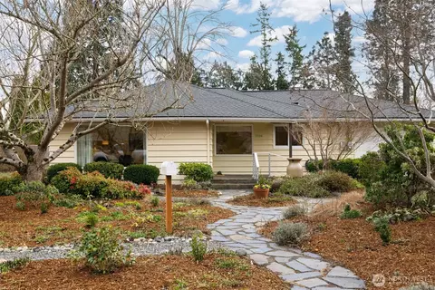 3304 Plymouth Dr, Bellingham, WA 98225