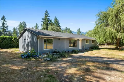 46624 Giles Rd, Darrington, WA 98241