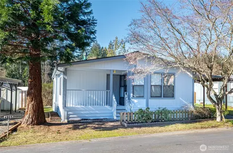 4958 Wheel Dr, Langley, WA 98260