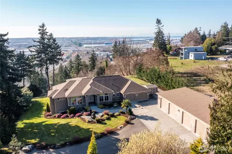 518 64th Avenue Ct E, Fife, WA 98424