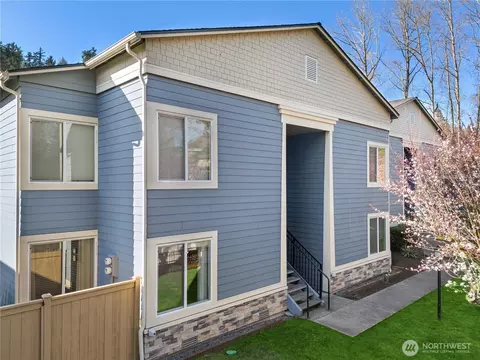 11905 93rd Ave NE #A104, Kirkland, WA 98034