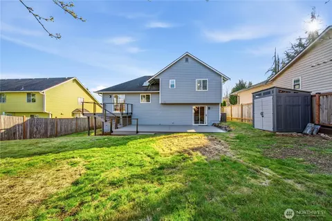 Exterior - 2413 98th St SE, Everett, WA 98208 photo 4 of 5