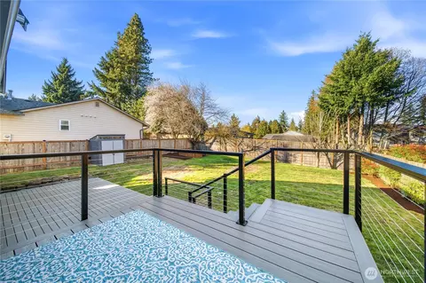 Exterior - 2413 98th St SE, Everett, WA 98208 photo 2 of 5