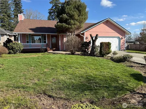 112 Jackson View Dr, Chehalis, WA 98532