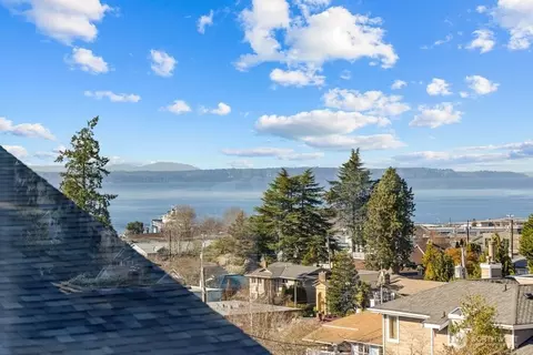 View/Area - 712 Alder St, Edmonds, WA 98020 photo 4 of 6