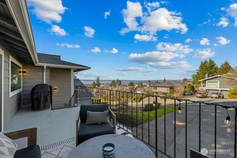 Other - 712 Alder St, Edmonds, WA 98020 photo 1 of 5