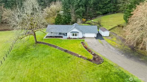 6601 E Chester Rd, Port Orchard, WA 98366
