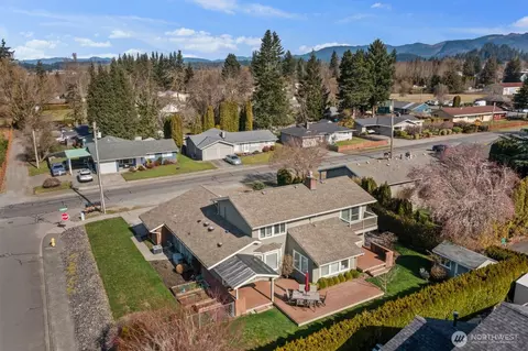 View/Area - 2370 Mchugh Ave, Enumclaw, WA 98022 photo 3 of 3