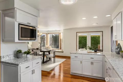 Kitchen - 2370 Mchugh Ave, Enumclaw, WA 98022 photo 5 of 5
