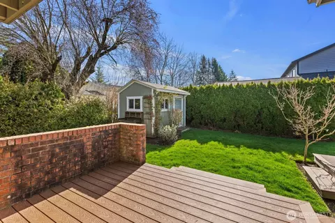 Exterior - 2370 Mchugh Ave, Enumclaw, WA 98022 photo 11 of 12
