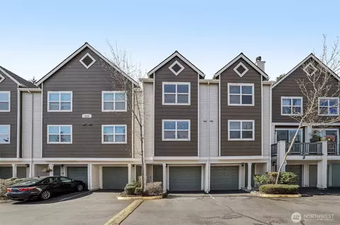 3116 164th St SW #1005, Lynnwood, WA 98087