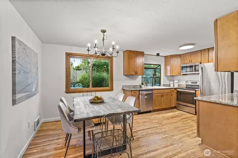 1313 228th Pl SW, Bothell, WA 98021 photo 5