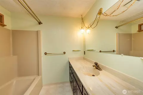 Bath - 10 Percy Ln, Sequim, WA 98382 photo 1 of 5