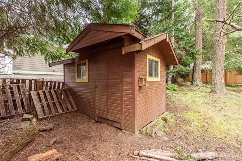 Exterior - 10 Percy Ln, Sequim, WA 98382 photo 6 of 12