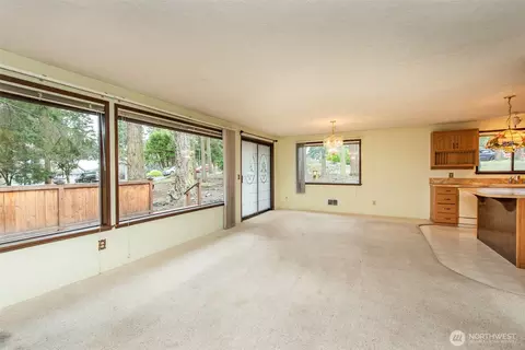 Living - 10 Percy Ln, Sequim, WA 98382 photo 3 of 6